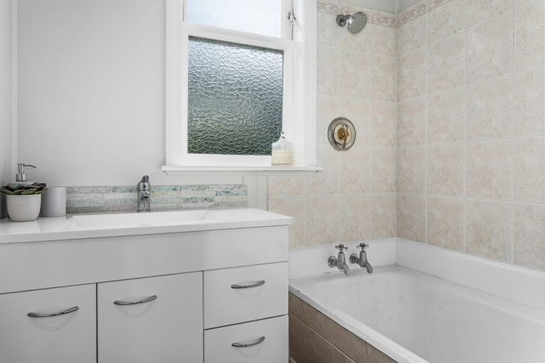 Photo of property in 26 Churchill Street, Whakatane, 3120