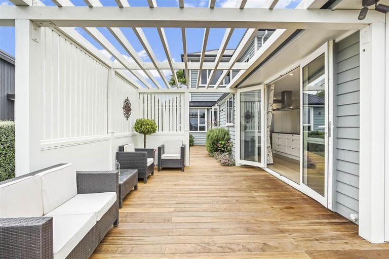 Photo of property in 21 Longbow Terrace, Flagstaff, Hamilton, 3210