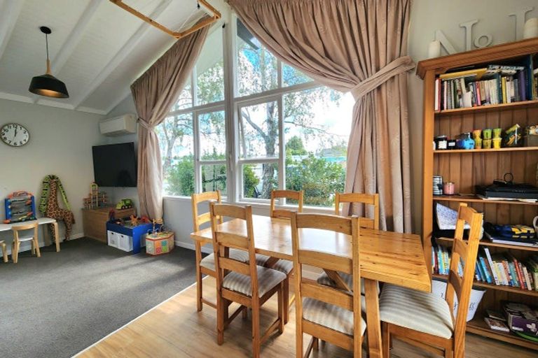 Photo of property in 31 Kennedy Avenue, Feilding, 4702