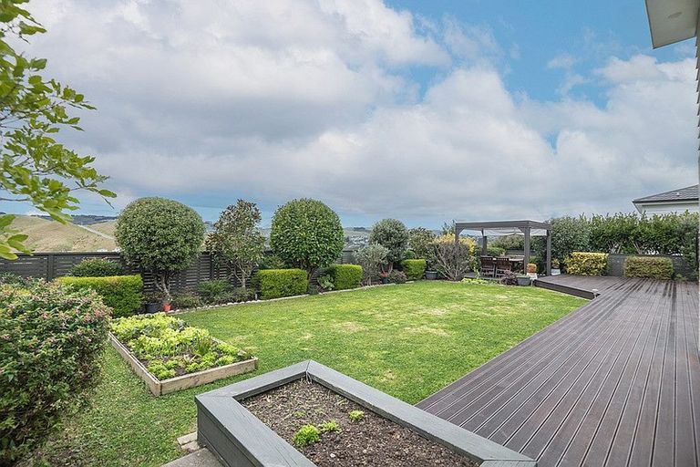 Photo of property in 41 Mauldeth Terrace, Churton Park, Wellington, 6037