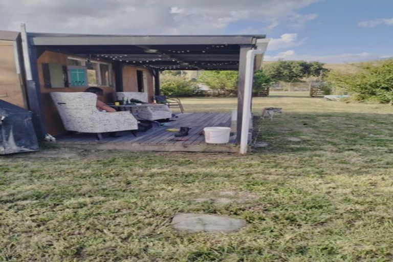 Photo of property in 6 Keppel Street, Porangahau, 4291