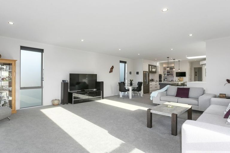 Photo of property in 2 Montecillo Lane, Mornington, Dunedin, 9011