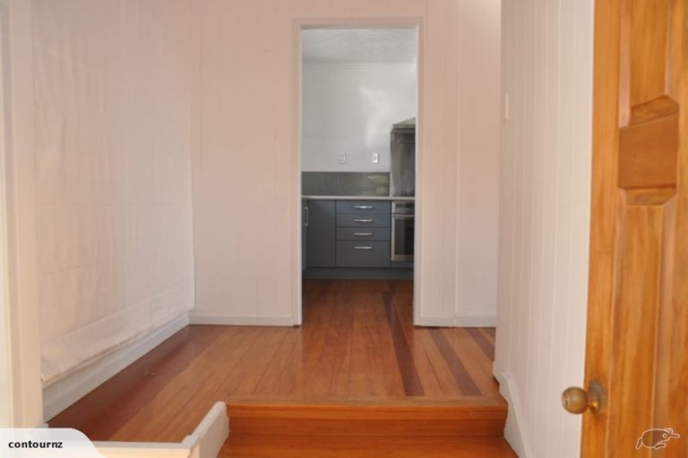 Photo of property in 1/9 Newhaven Terrace, Mairangi Bay, Auckland, 0630