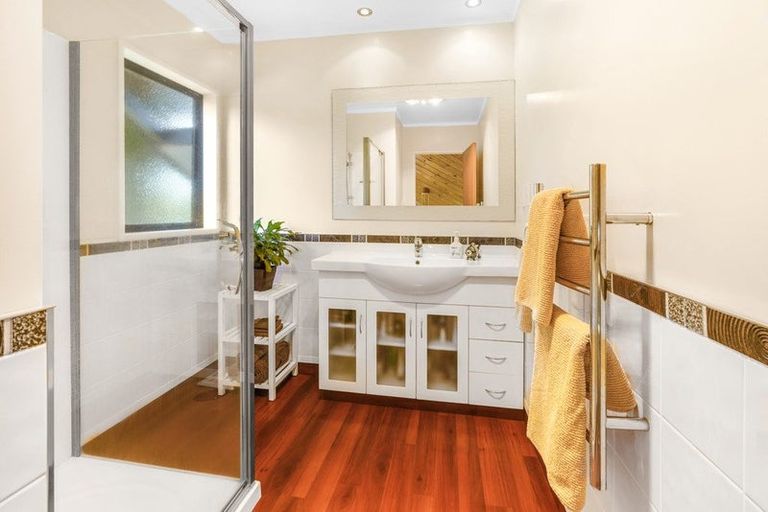 Photo of property in 98 Totara Drive, Pukete, Hamilton, 3200