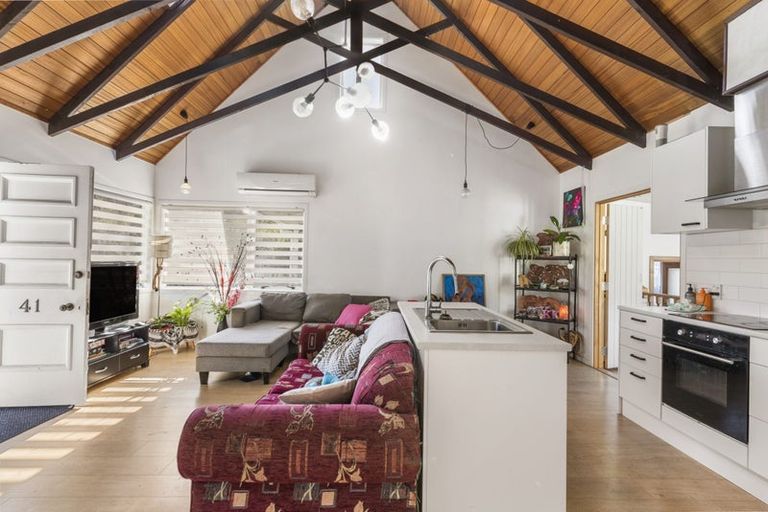 Photo of property in 41 Bellfield Road, Opaheke, Papakura, 2113