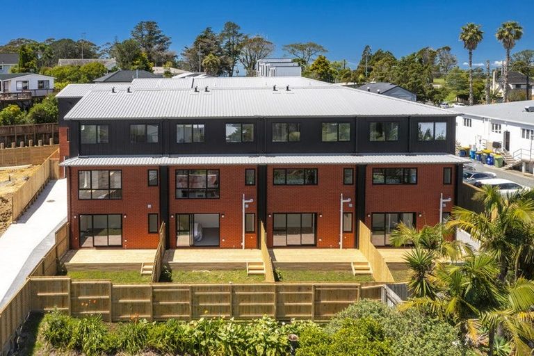 Photo of property in 26 Morton Avenue, Forrest Hill, Auckland, 0620