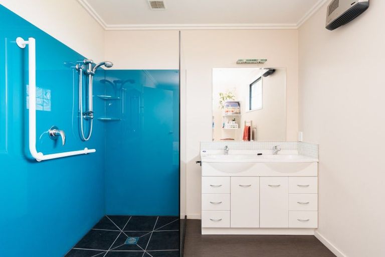 Photo of property in 184 Gladstone Road, Dalmore, Dunedin, 9010