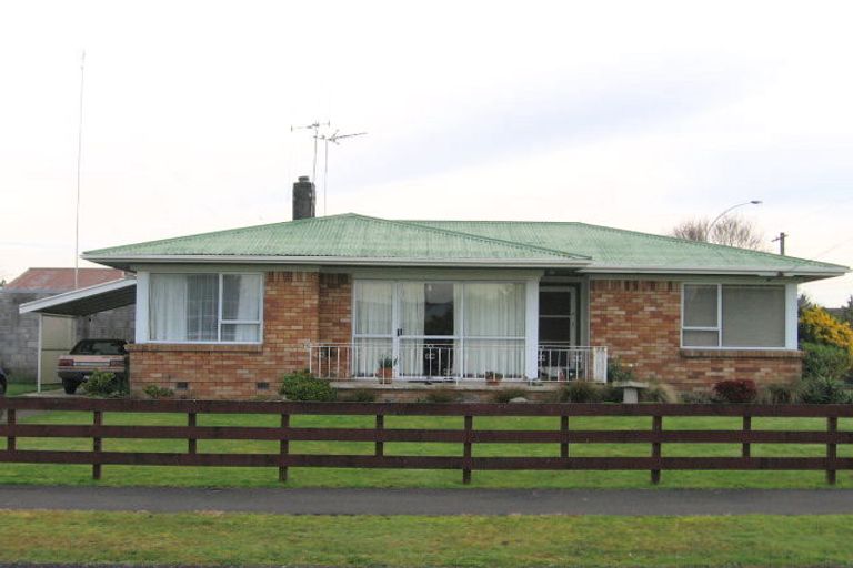 Photo of property in 1 Mears Road, St Andrews, Hamilton, 3200