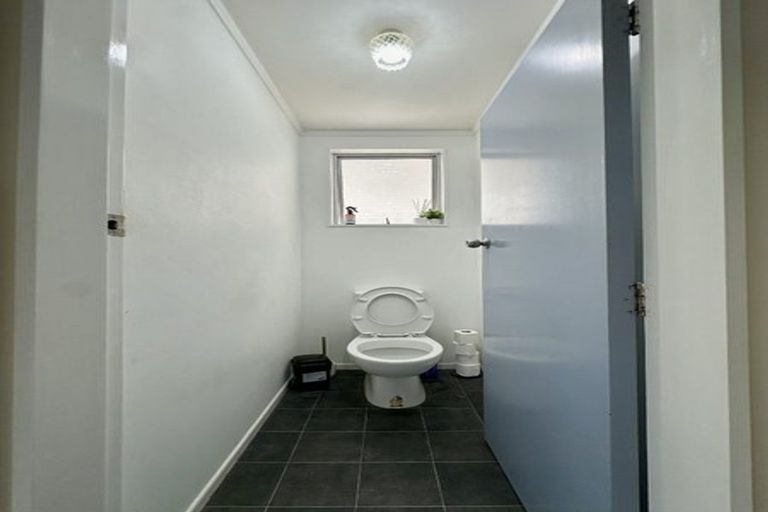 Photo of property in 11 Akron Grove, Totara Park, Upper Hutt, 5018