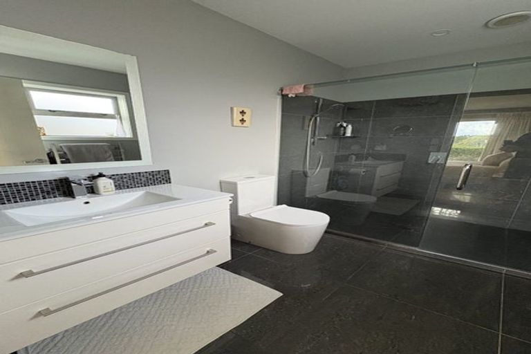 Photo of property in 8 Hikanui Drive, Havelock North, 4130