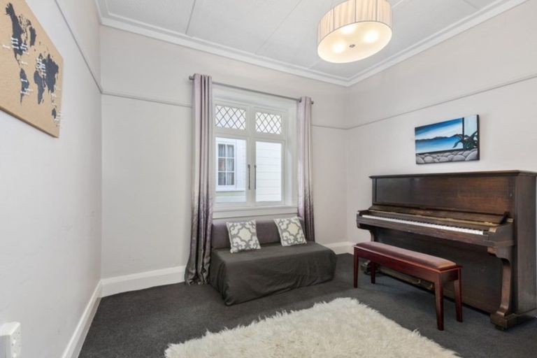 Photo of property in 52 William Street, Petone, Lower Hutt, 5012