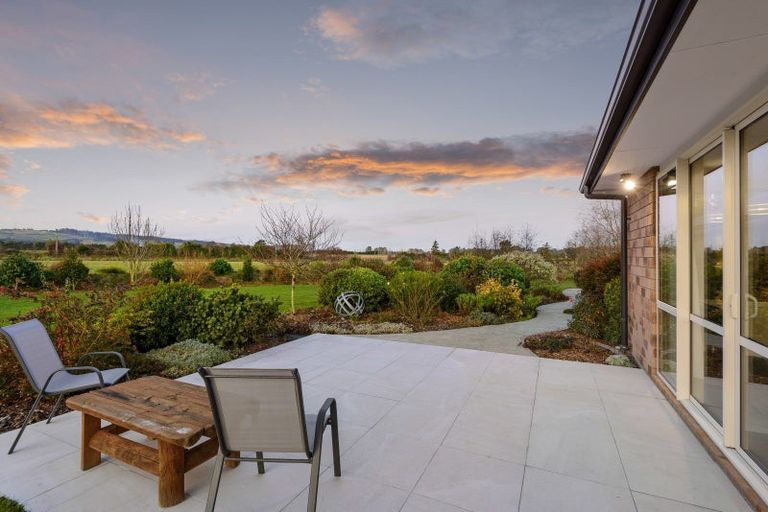 Photo of property in 127 Summerhill Road, Cust, Rangiora, 7471