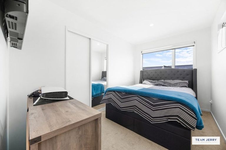Photo of property in 14 Te Kaapia Road, Papakura, 2110