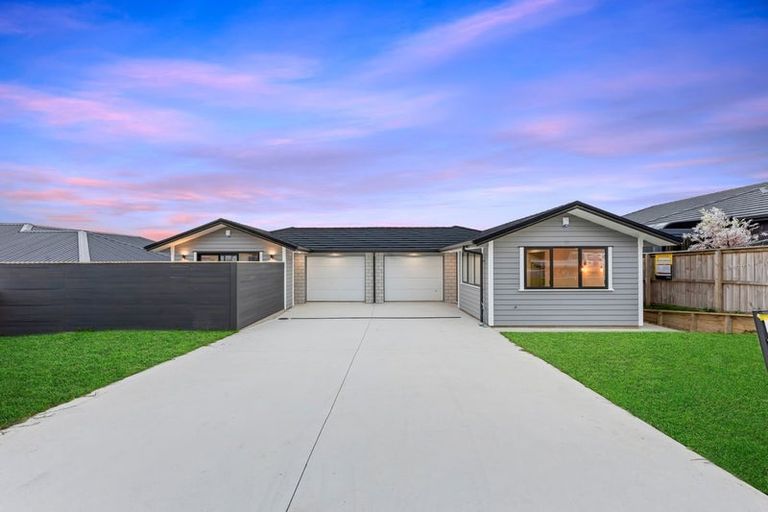 Photo of property in 157 Hitchen Road, Pokeno, 2402