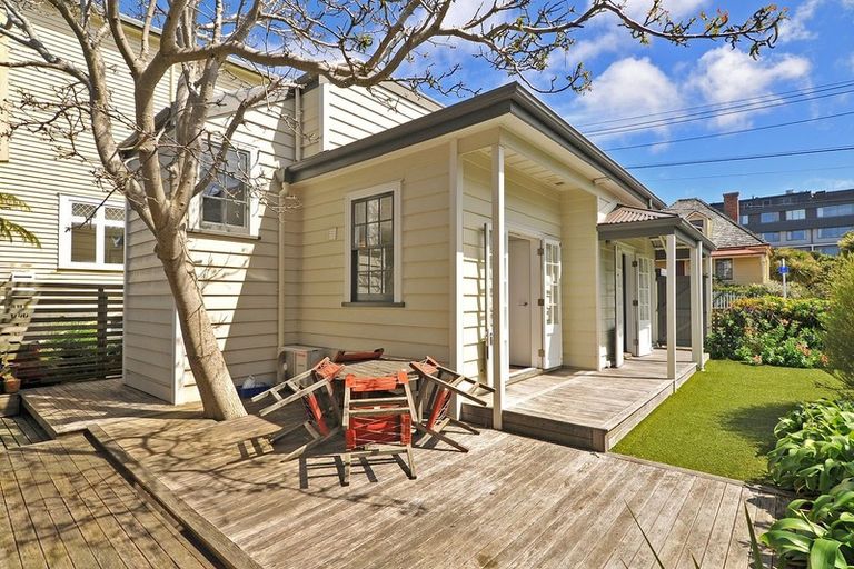 Photo of property in 61 Nairn Street, Mount Cook, Wellington, 6011