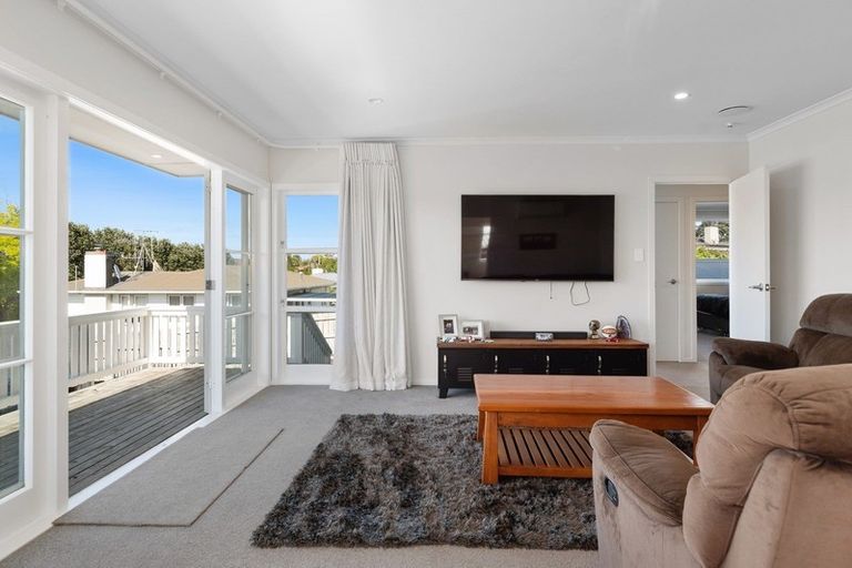 Photo of property in 3b Glenfield Place, Brookfield, Tauranga, 3110