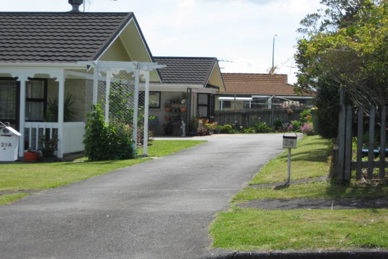 Photo of property in 2/28 Hall Street, Pukekohe, 2120