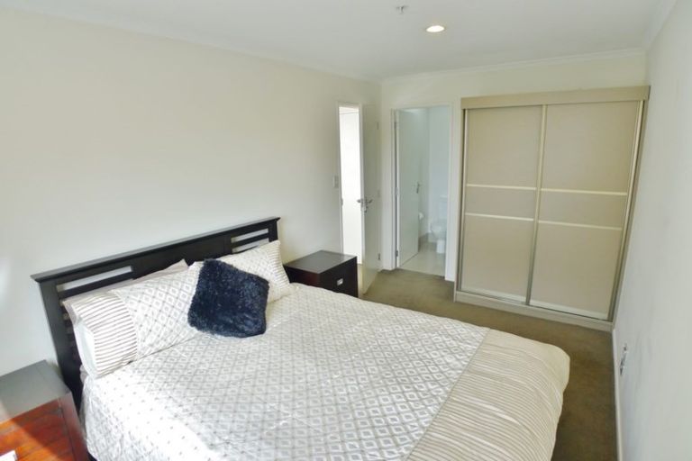 Photo of property in 421/26 Remuera Road, Newmarket, Auckland, 1050