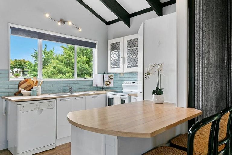 Photo of property in 14a Puriri Street, Hilltop, Taupo, 3330