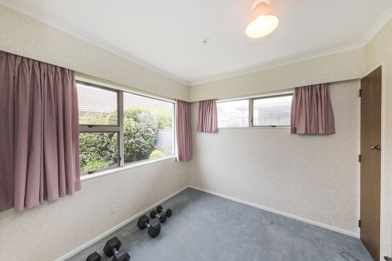 Photo of property in 6b Edwards Place, Terrace End, Palmerston North, 4410