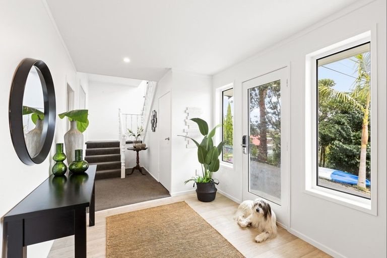 Photo of property in 123 Stanmore Bay Road, Stanmore Bay, Whangaparaoa, 0932