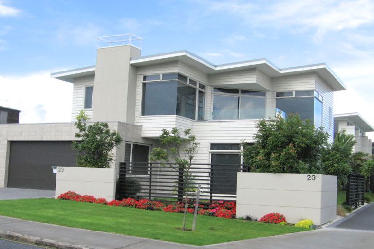 Photo of property in 23a Lynton Road, Bucklands Beach, Auckland, 2012