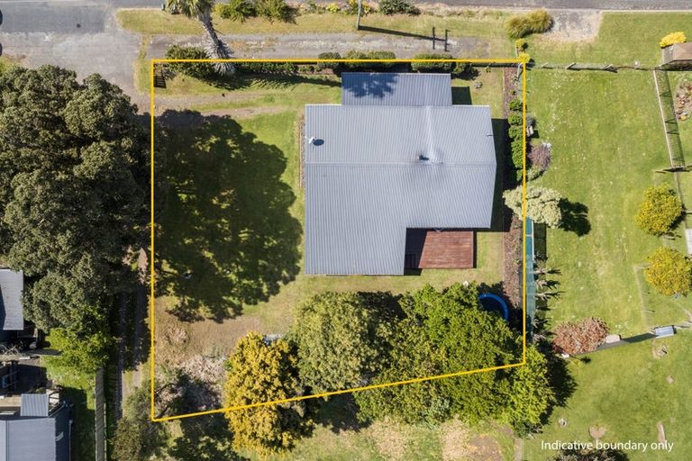 Photo of property in 31 Athenree Road, Athenree, Katikati, 3177