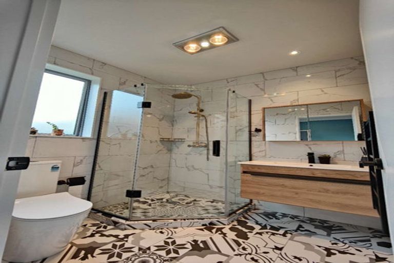 Photo of property in 11 Agnew Place, Albany, Auckland, 0632