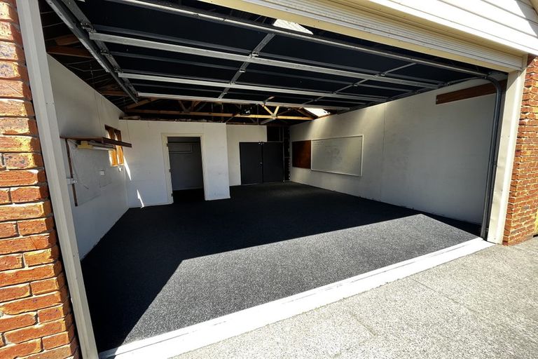 Photo of property in 6b Fovant Street, Russley, Christchurch, 8042