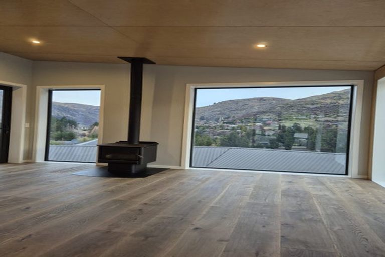 Photo of property in 3 Haines Way, Arthurs Point, Queenstown, 9371