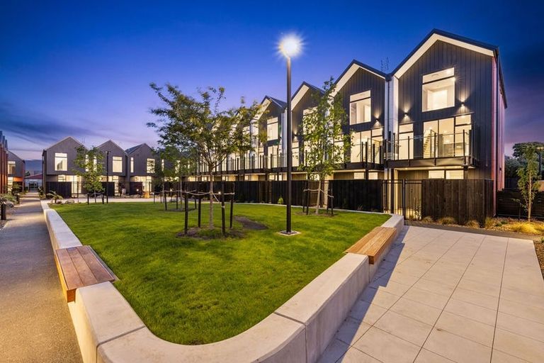 Photo of property in 3/5 Donald Place, St Albans, Christchurch, 8014