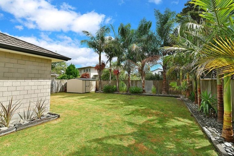 Photo of property in 27 The Circle, Manly, Whangaparaoa, 0930