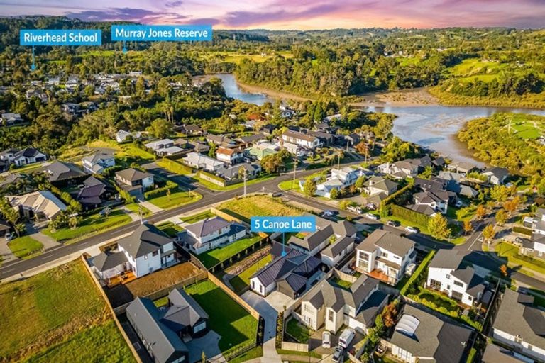 Photo of property in 5 Canoe Lane, Riverhead, 0820