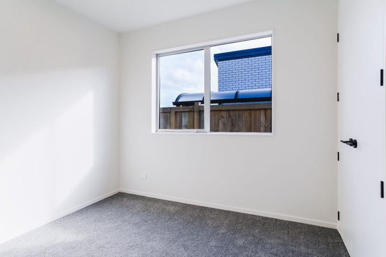 Photo of property in 39 Horokaka Street, Massey, 0614