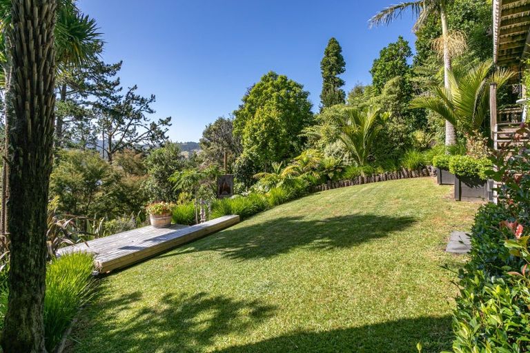 Photo of property in 5 Hillside Lane, Tairua, 3508