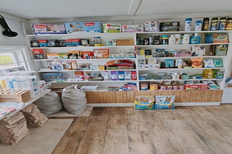 Photo of property in 2 River Road, Hector, 7822