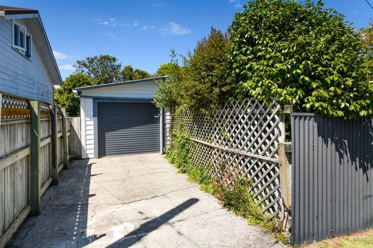 Photo of property in 30 Signal Street, Marton, 4710