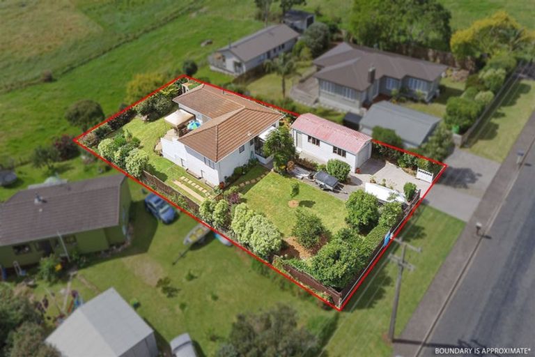 Photo of property in 48 Wharf Road, Clarks Beach, Pukekohe, 2679