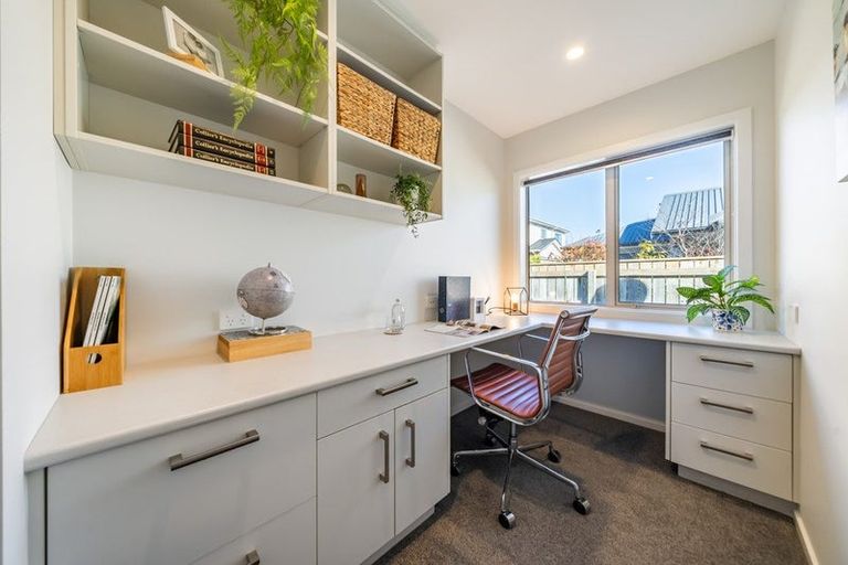 Photo of property in 9a Marlborough Street, Silverstream, Upper Hutt, 5019