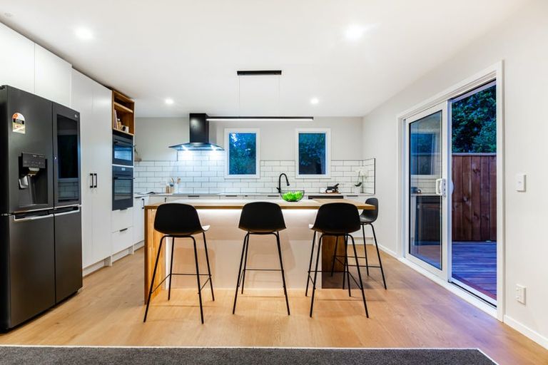 Photo of property in 52 Khandallah Road, Ngaio, Wellington, 6035