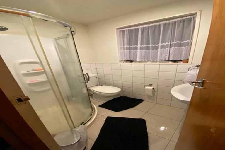 Photo of property in 2/14 Church Square, Addington, Christchurch, 8024