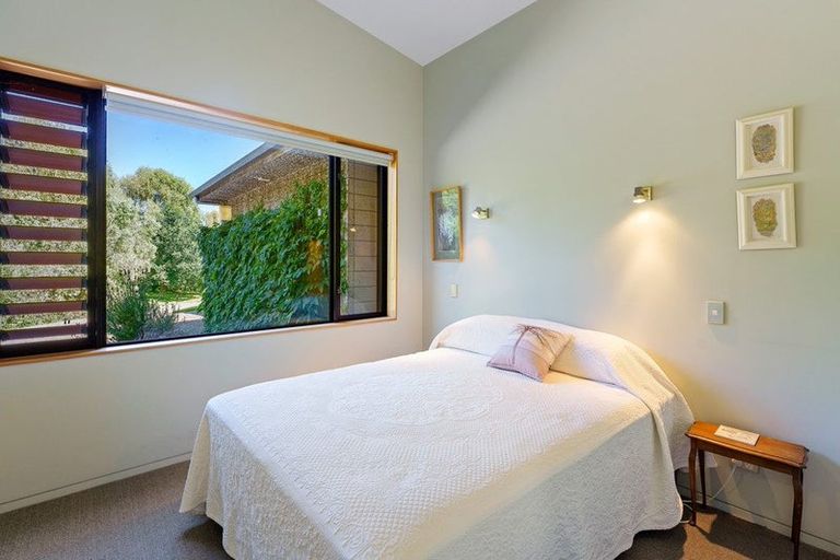 Photo of property in 86 Derham Road, Te Horo, Otaki, 5581