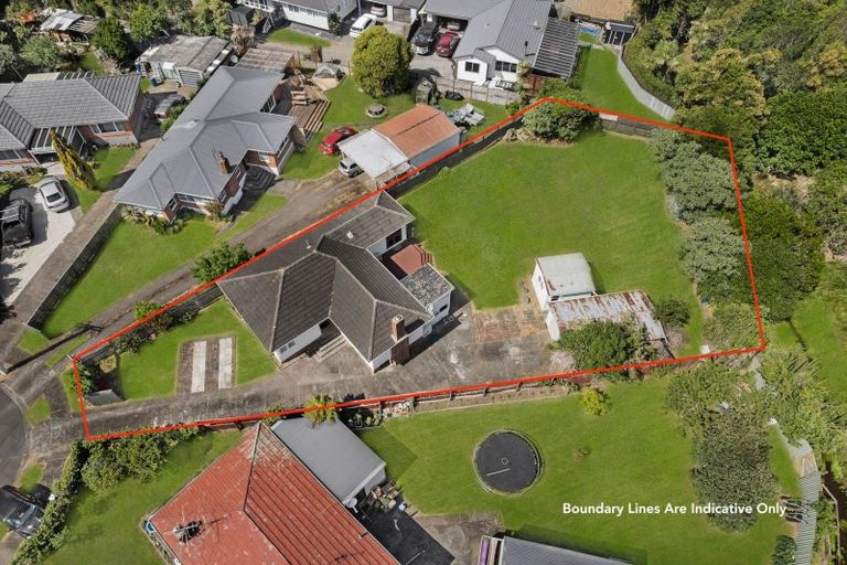 Photo of property in 16 Bruce Place, Papatoetoe, Auckland, 2025