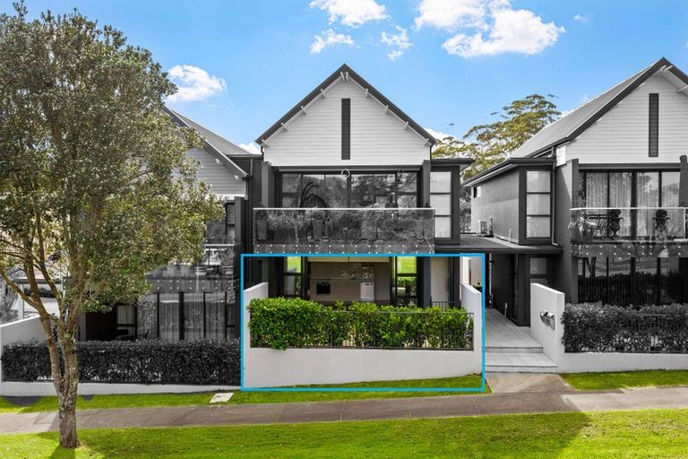 Photo of property in 7c Botanical Drive, Silverdale, 0932