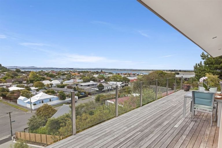 Photo of property in 25a Augusta Street, Redcliffs, Christchurch, 8081