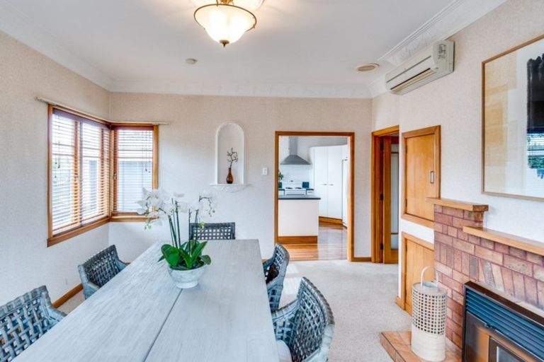 Photo of property in Herrick Bed & Breakfast, 6 Herrick Street, Marewa, Napier, 4110