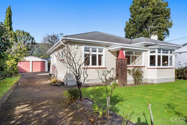 Photo of property in 64 Totara Crescent, Woburn, Lower Hutt, 5011