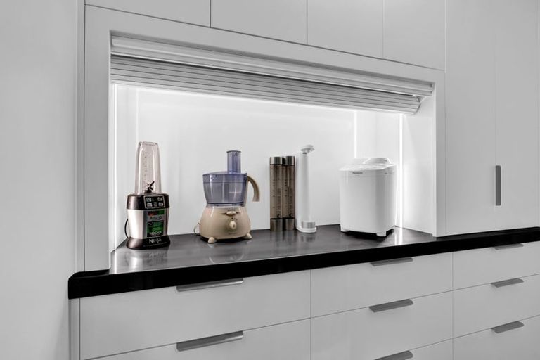 Photo of property in 25b Dolphin Parade, Bell Block, New Plymouth, 4312