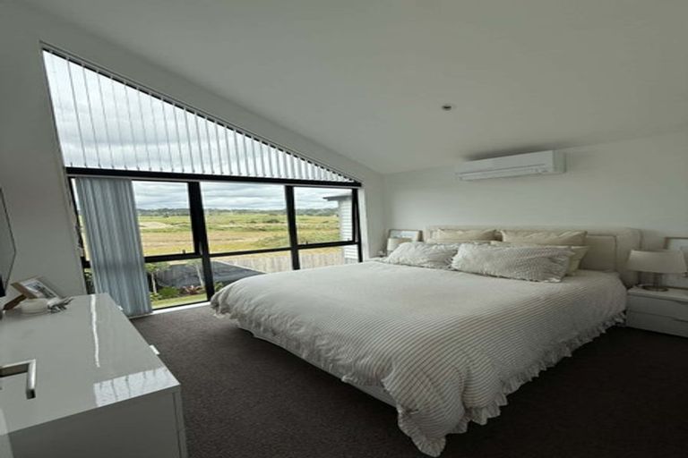 Photo of property in 8 Berba Lane, Westgate, Auckland, 0814