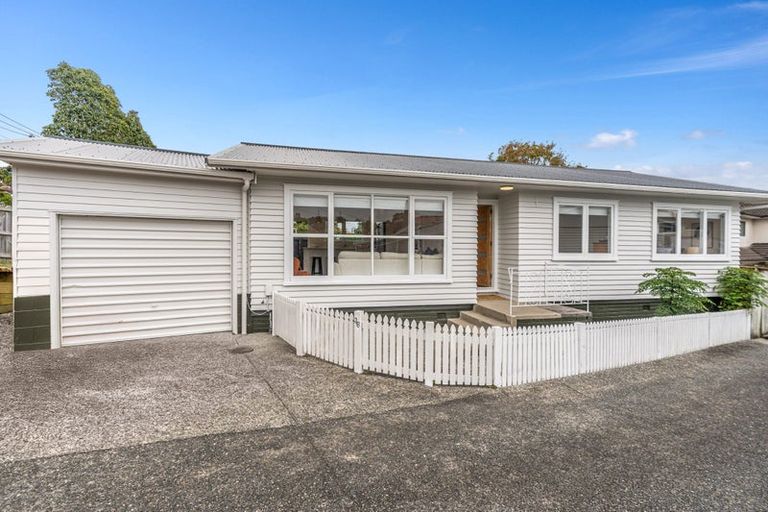 Photo of property in 36 Elliott Avenue, Bayview, Auckland, 0629
